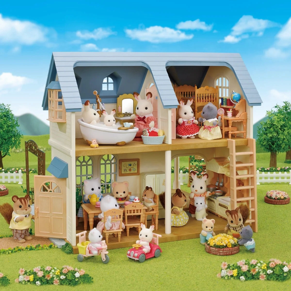 College Decor Sylvanian Families Courtyard Home Gift Set